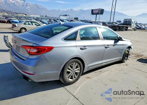 2017 Hyundai Sonata Se z USA, uszkodzony, nr VIN 5NPE24AF0HH587647